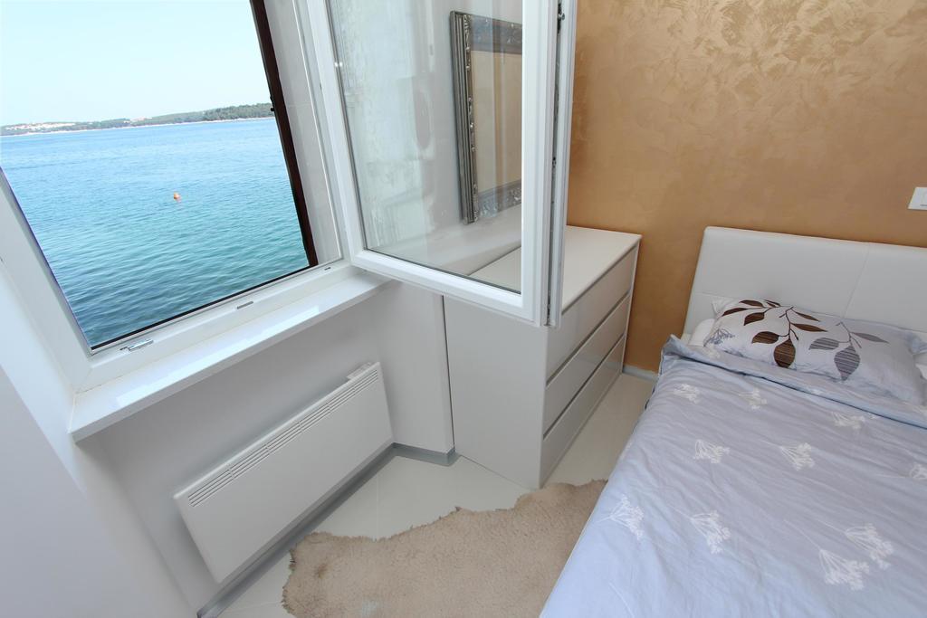 Apartment Edi Rovinj Zimmer foto